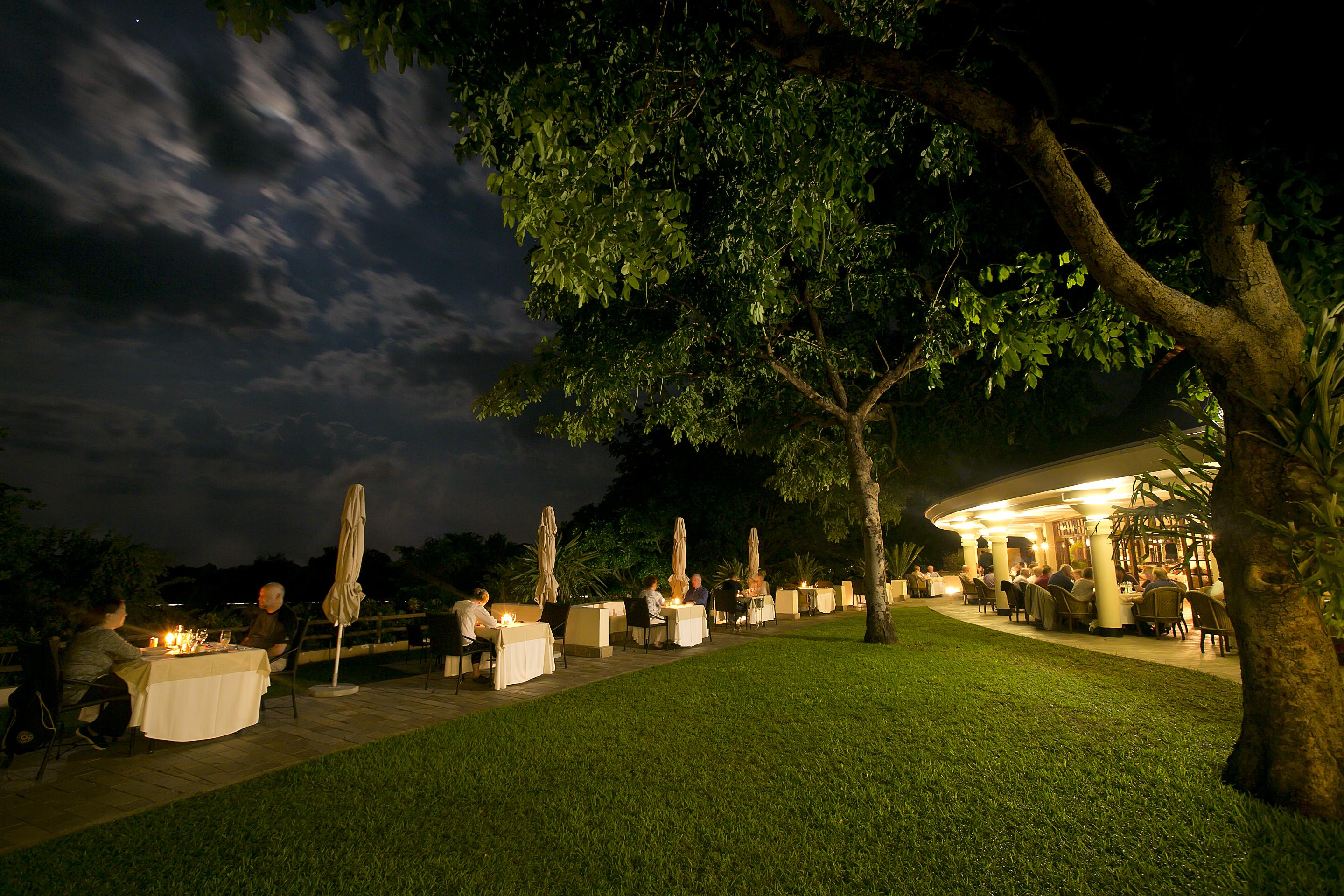 Ilala Lodge Hotel Виктория Фолс Екстериор снимка
